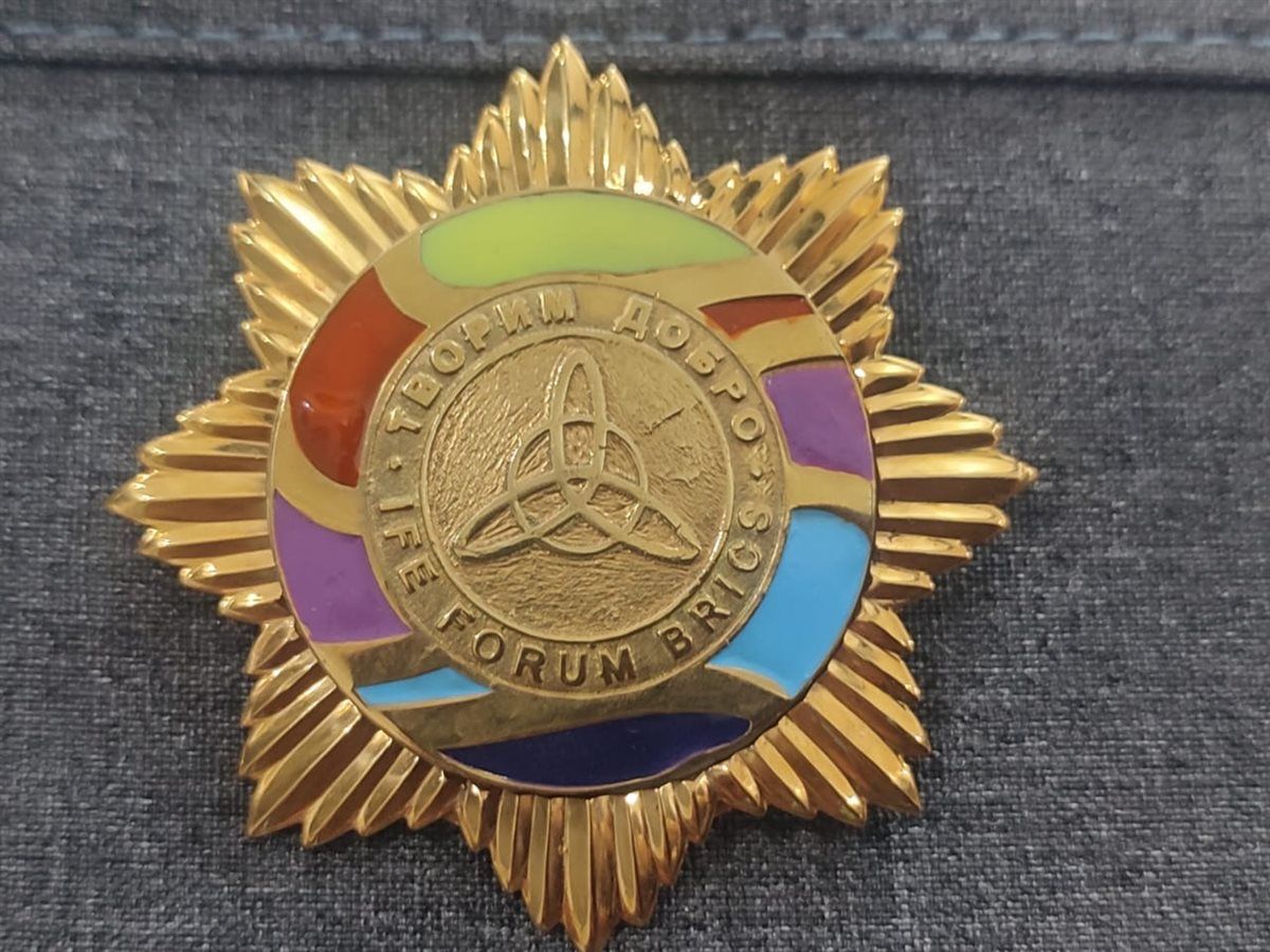 ba50c3b957.jpg