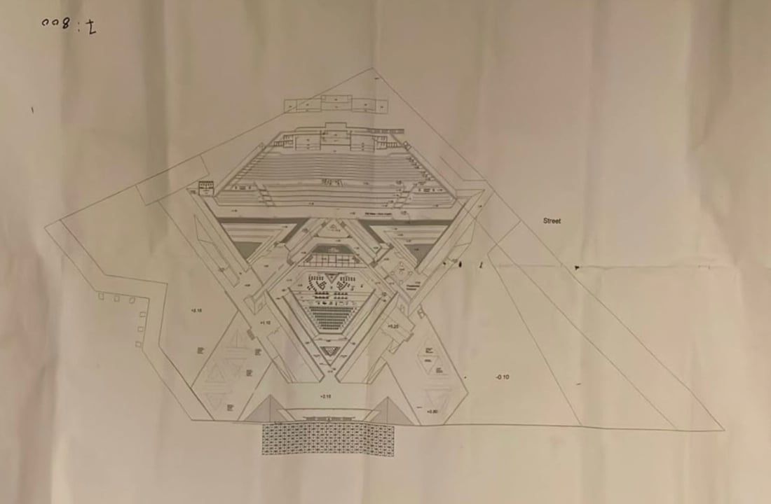 تصميم مسرح احتفال المتحف المصرى الكبير