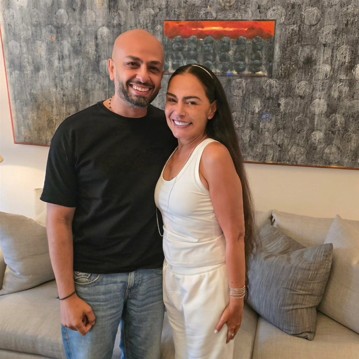 الكاتب أحمد مراد