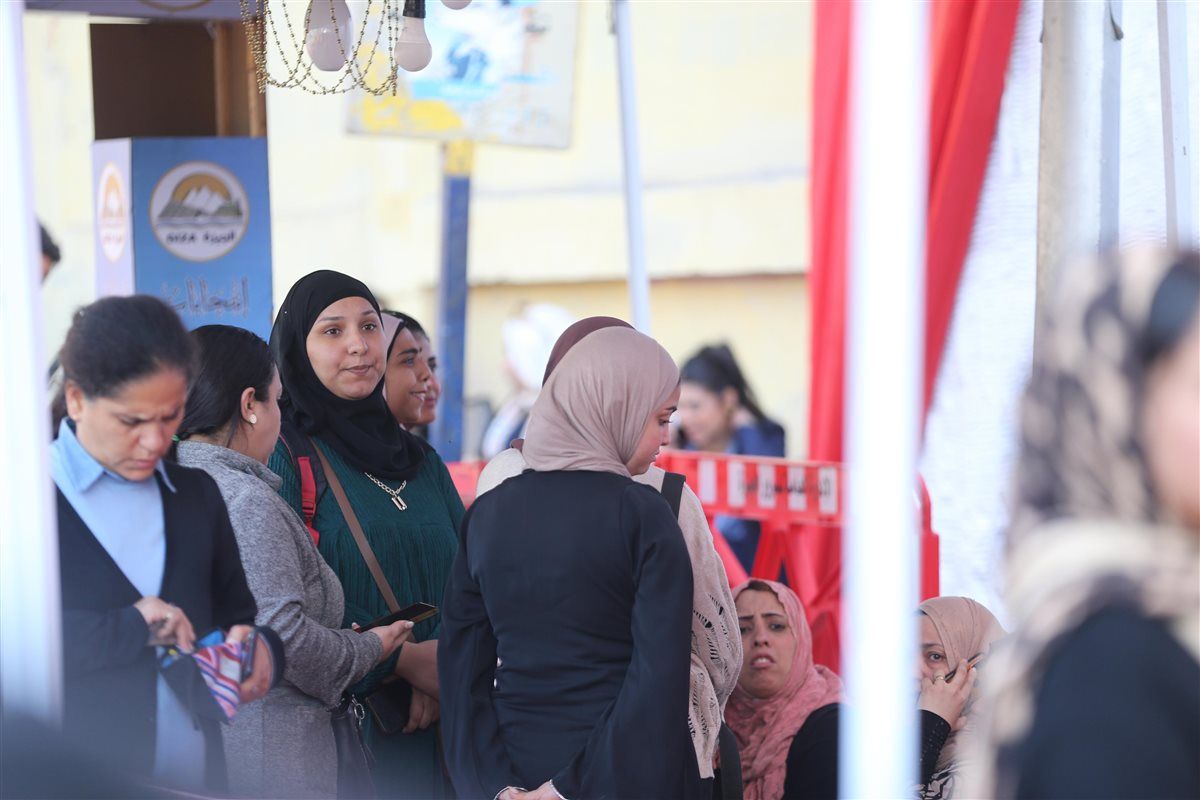 مشاهد من جولة اعادة انتخابات مجلس النواب بمدرسة عثمان بن عفان بإمبابة 