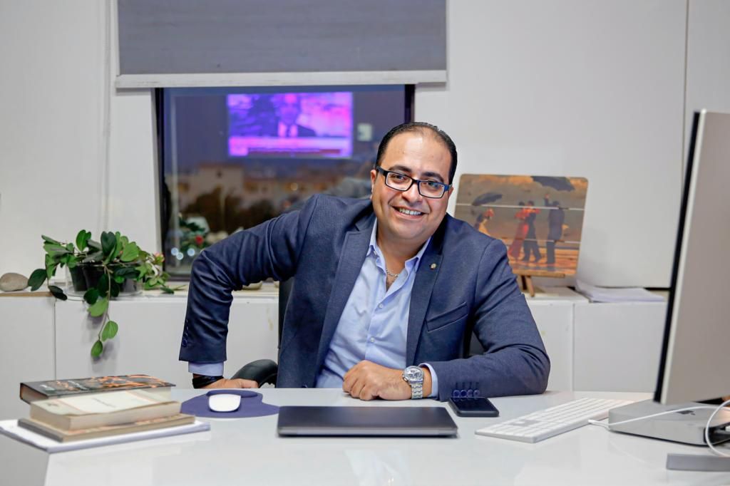 شريف سعيد شريف سعيد