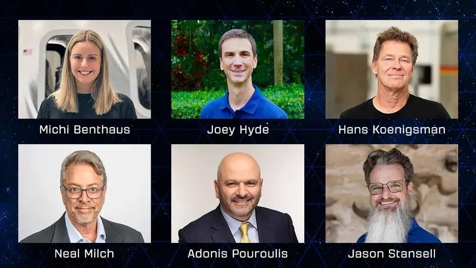 أول رائدة فضاء على كرسى متحرك