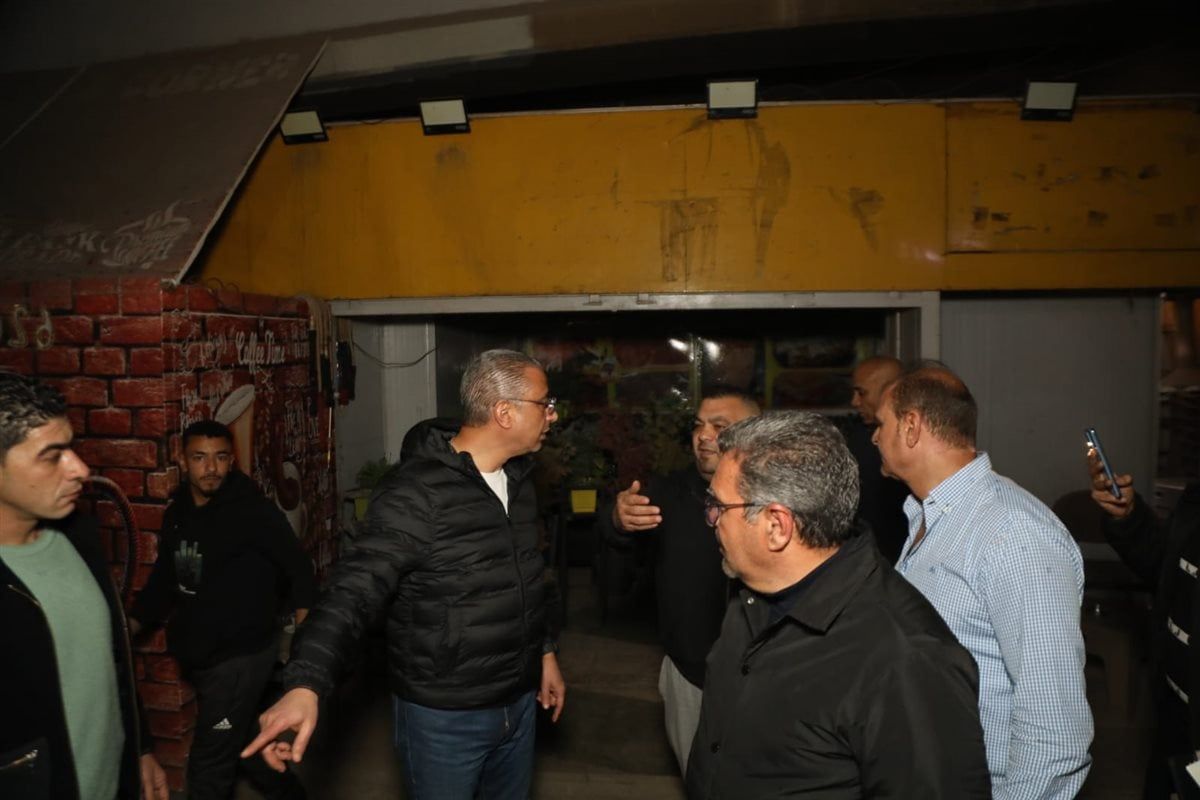 جولة موسعة لمحافظ الجيزة لمتابعة الالتزام بقرارات الغلق بالعجوزة وبولاق الدكرور والطالبية والهرم 