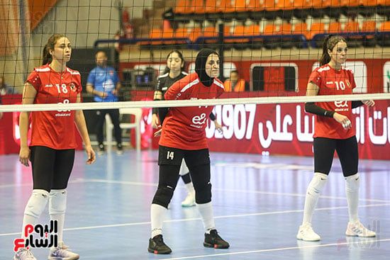 الأهلى يهزم الكحول الإثيوبى (2)