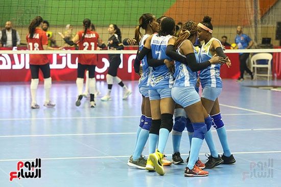 الأهلى يهزم الكحول الإثيوبى (14)