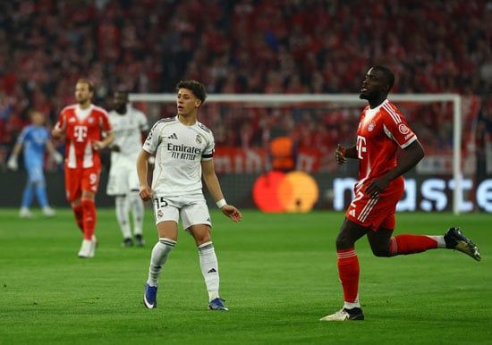 لحظة تسجيل جولر الهدف الأول فى شباك بايرن ميونيخ لحظة تسجيل جولر الهدف الأول فى شباك بايرن ميونيخ