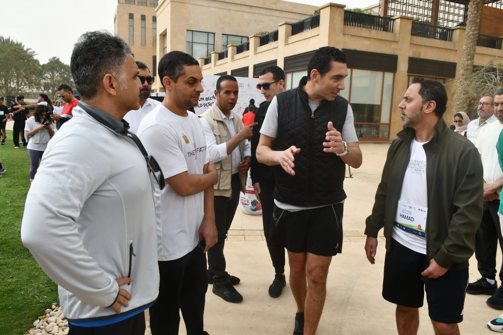 جوهر نبيل مع السفير الإماراتي