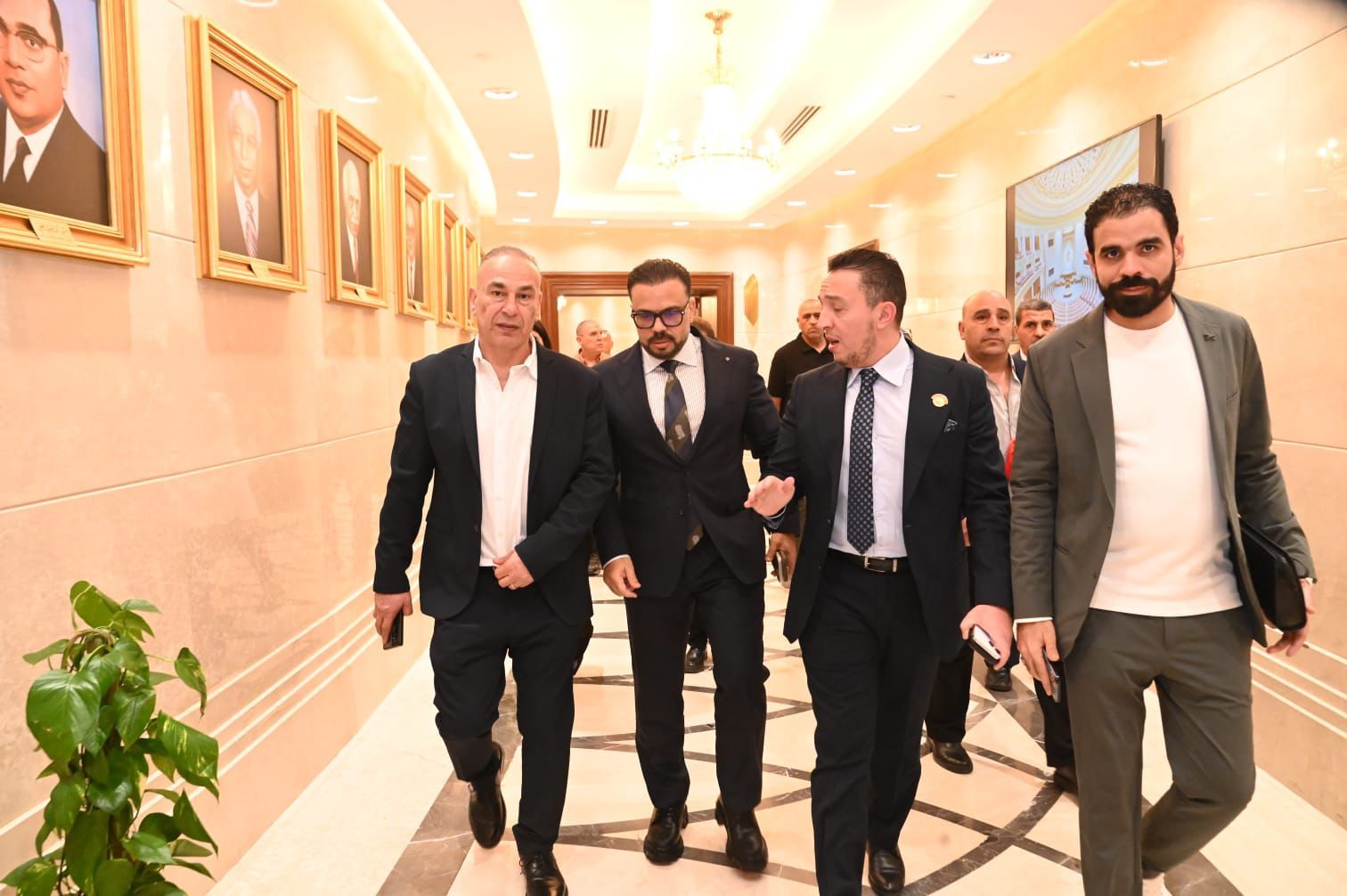 لجنة الشباب والرياضة بمجلس النواب تكرم أبو ريدة والتوأم (2)