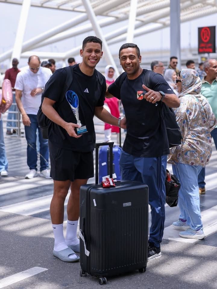 عبد الرحمن الحسينى افضل لاعب فى البطولة