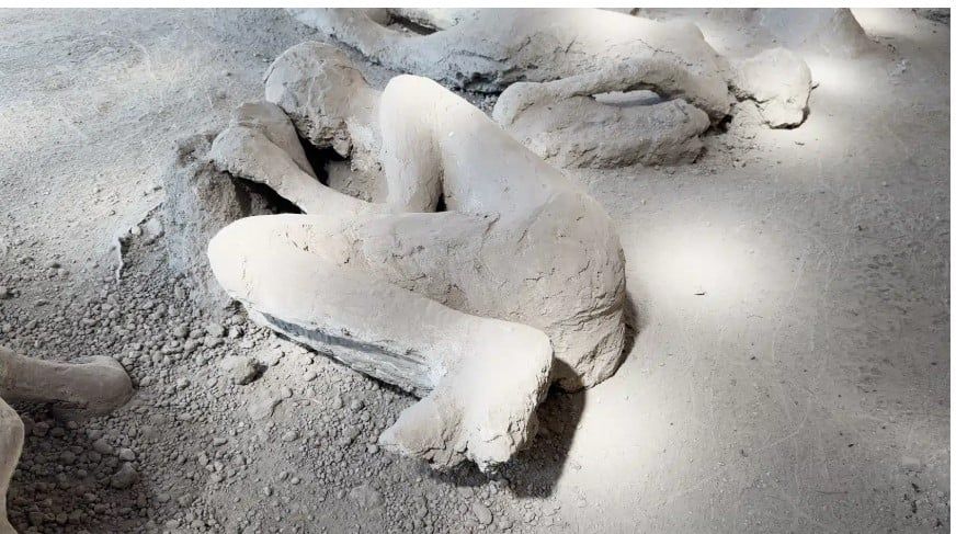 ضحايا بومبى ضحايا بومبى