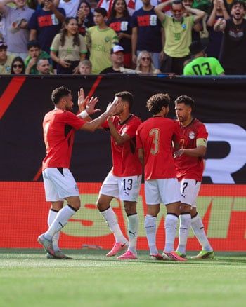 احتفال لاعبى منتخب مصر احتفال لاعبى منتخب مصر
