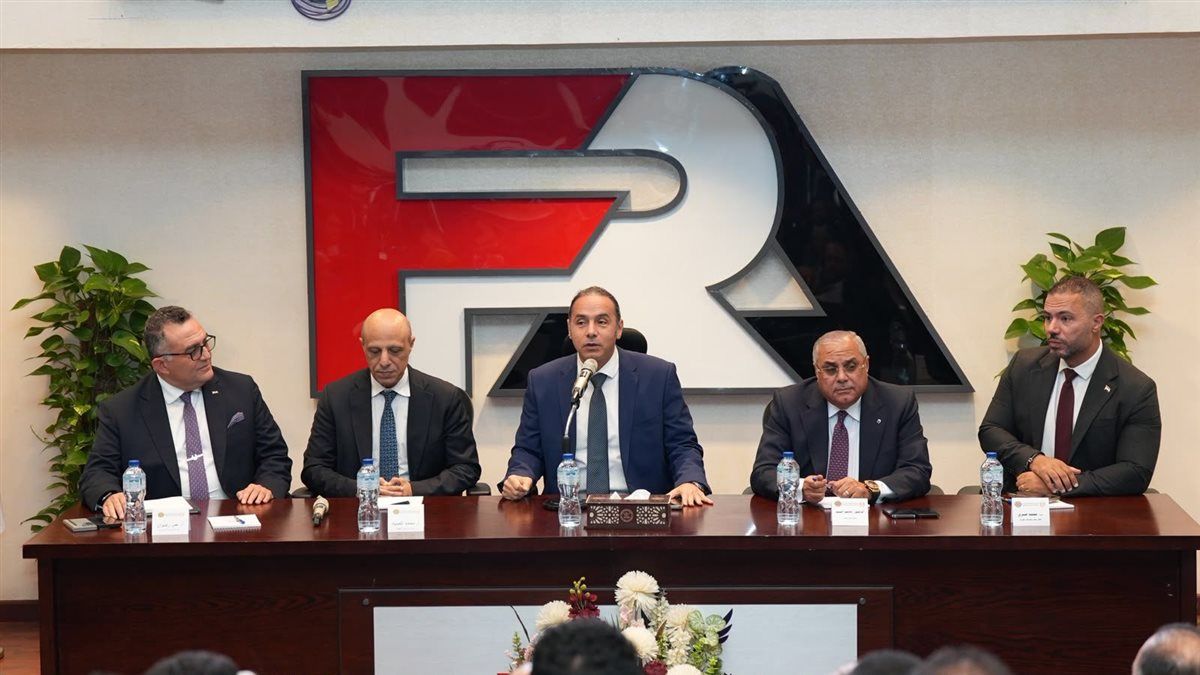 65b7aba4d3.jpg