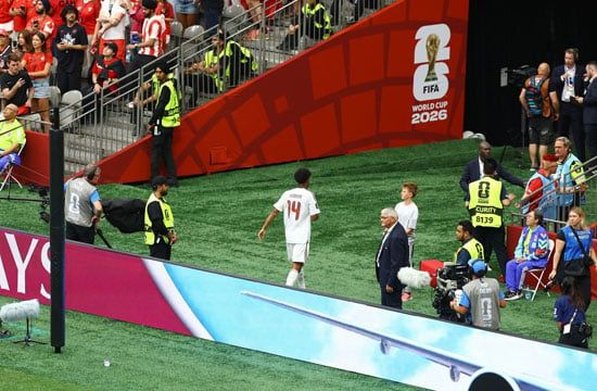 خروج همام الأمين لاعب منتخب قطر خروج همام الأمين لاعب منتخب قطر