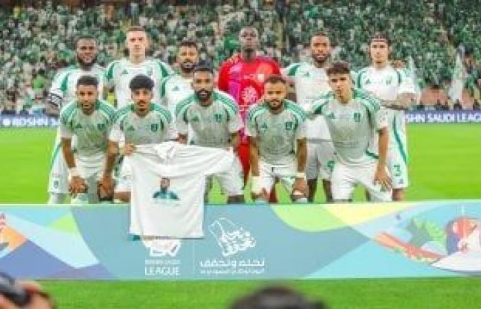 الأهلي السعودي يتأخر 0-2 أمام الجندل في الشوط الأول بكأس خادم الحرمين