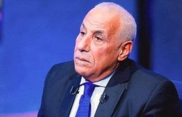 جلسة بين حسين لبيب ومدير الكرة بالزمالك قبل السوبر الأفريقى