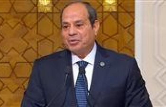 الرئيس
      السيسي
      يشهد
      حفل
      تخرج
      دفعة
      جديدة
      من
      الاكاديمية
      والكليات
      العسكرية
      2024