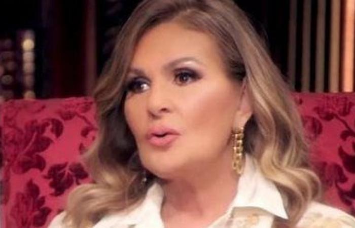 يسرا
      عن
      إمكانية
      إلغاء
      مهرجان
      الجونة:
      أجلنا
      كتير
      ومينفعش
      نأجل
      تاني