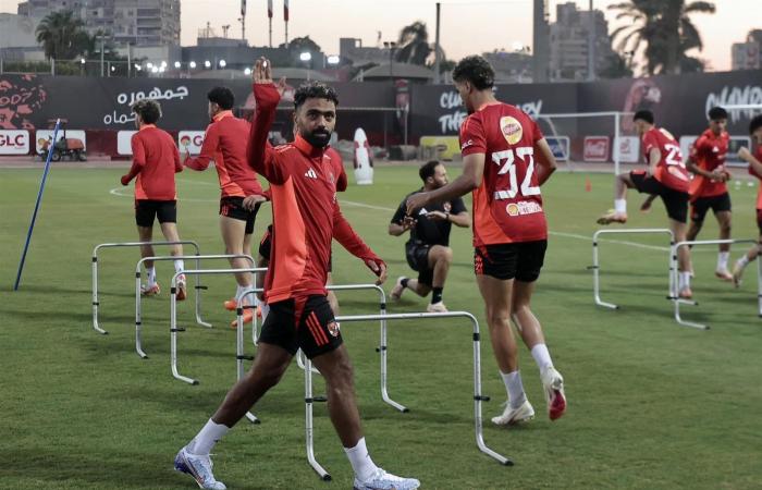 تحت
      أعين
      الخطيب
      ومحمد
      رمضان..
      الأهلي
      يبدأ
      استعداداته
      للسوبر
      المصري