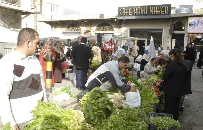 غارات
      اسرائيلية
      دمرت"سوق
      الاثنين"
      في
      النبطية…
      التراث
      الثقافي
      ضحية
      أخرى
      للحرب