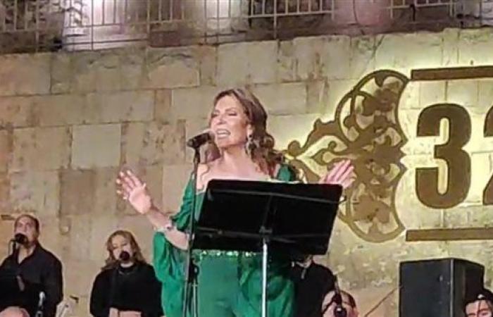 نادية
      مصطفى
      تستلم
      رسالة
      إعجاب
      من
      فنانة
      ماتت
      قبل
      40
      عاما..
      ما
      القصة؟