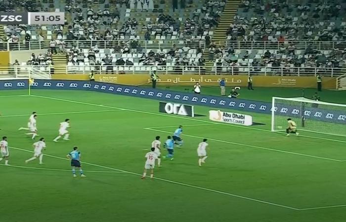 كأس
      السوبر
      المصري:
      رمضان
      صبحي
      يهدر
      ركلة
      جزاء
      لبيراميدز
      في
      الدقيقة
      50