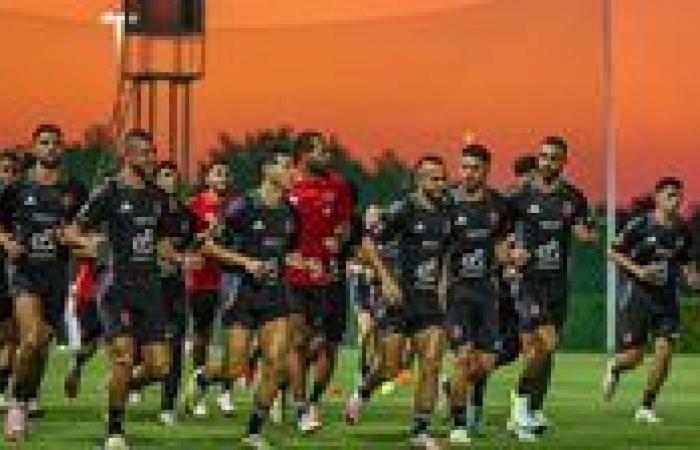 الأهلي
      راحة
      من
      التدريبات
      الجماعية
      اليوم
      قبل
      مواجهة
      الزمالك
      فى
      نهائي
      السوبر
      المصري