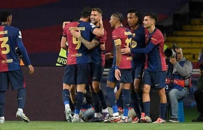 برشلونة
      يحقق
      فوزا
      كبيرا
      على
      إشبيلية
      فى
      الدورى
      الإسبانى