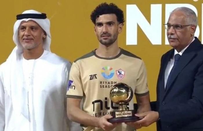 زيزو
      أفضل
      لاعب
      وعواد
      الحارس
      الأفضل
      وطاهر
      الهداف:
      جوائز
      كأس
      السوبر
      المصري
      2024