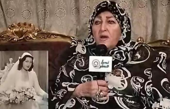 انهيار
      نجلها..
      لحظة
      تشييع
      جنازة
      الفنانة
      شريفة
      ماهر
      من
      مسجد
      مصطفى
      محمد
      |صور