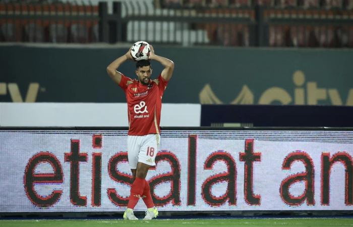 الطريق
      إلى
      اللقب
      الـ45
      ..
      الأهلي
      يكتسح
      سيراميكا
      بخماسية
      في
      بداية
      مشواره
      بالدوري