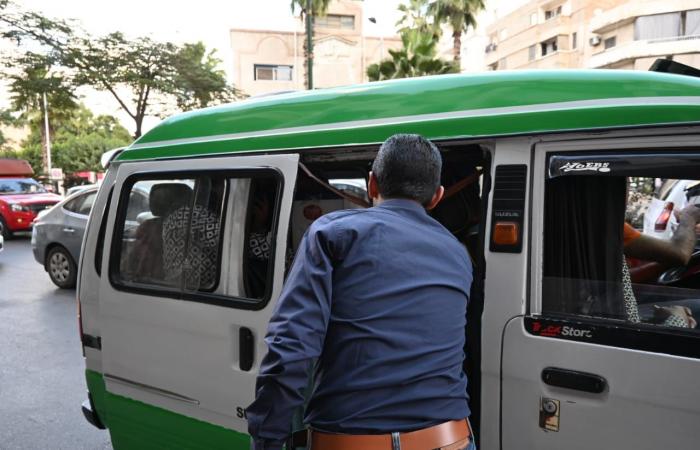 حملات
      مرورية
      مكبرة
      لضبط
      الخارجين
      عن
      القانون
      في
      البحيرة..
      صور