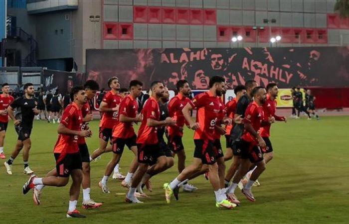 بعد
      خماسية
      سيراميكا
      كليوباترا..
      الأهلى
      يستأنف
      تدريباته
      استعدادًا
      لمواجهة
      زد
      فى
      الدورى