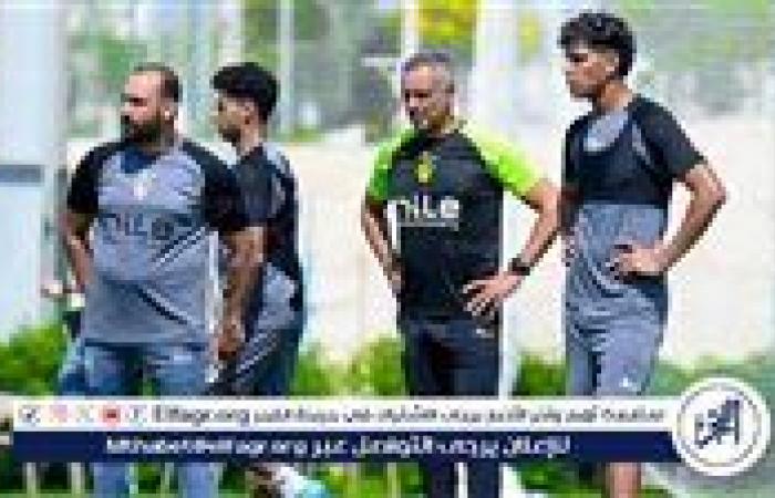 محاضرة
      فنية
      تجمع
      جوميز
      بلاعبي
      الزمالك
      استعدادًا
      لمباراة
      سموحة
      في
      الدوري