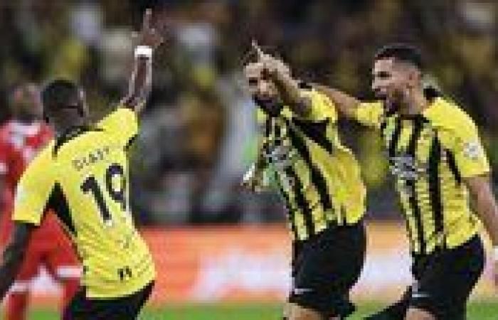 مدرب
      الاتحاد
      يعلن
      استمرار
      غياب
      بنزيما
      بداعٍ
      الإصابة
      في
      دوري
      روشن