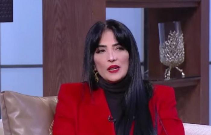 حورية
      فرغلي:
      "عمري
      ما
      هنسى
      التنمر
      عليا..
      ومحدش
      يقدر
      يقول
      إني
      مش
      ممثلة
      قوية
      الحمدالله
      مفيش
      حاجة
      وقعتلي"