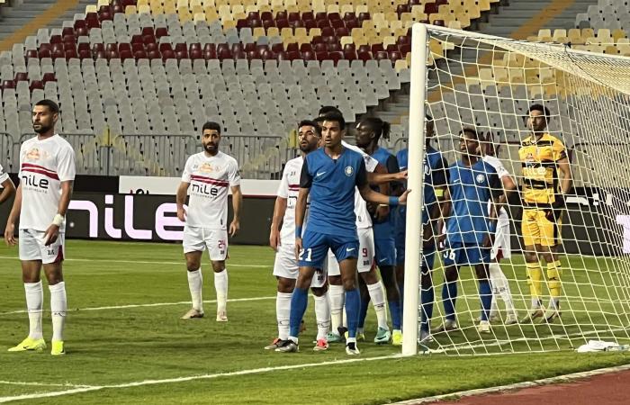 الدوري
      المصري
      الممتاز..
      الزمالك
      يتقدم
      على
      سموحة
      بهدف
      ناصر
      منسي
      في
      الشوط
      الأول