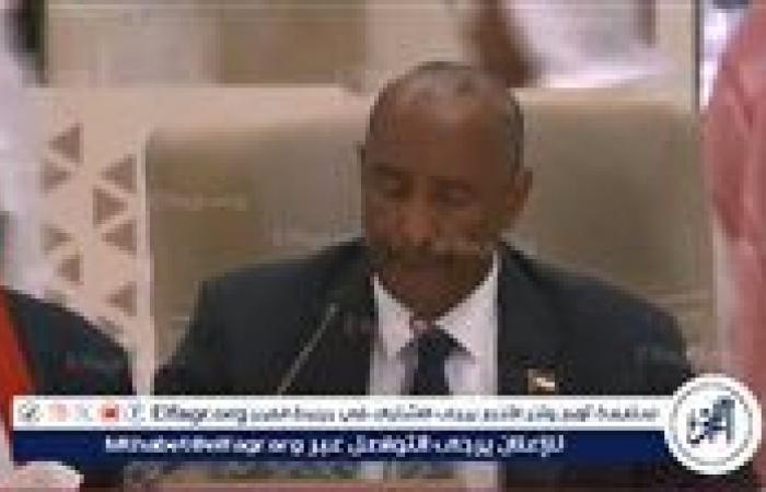 البرهان:
      السودان
      يدعم
      الشعب
      الفلسطيني
      ويدعو
      إلى
      السلام
      الشامل
      بإنهاء
      الاحتلال
      (فيديو)