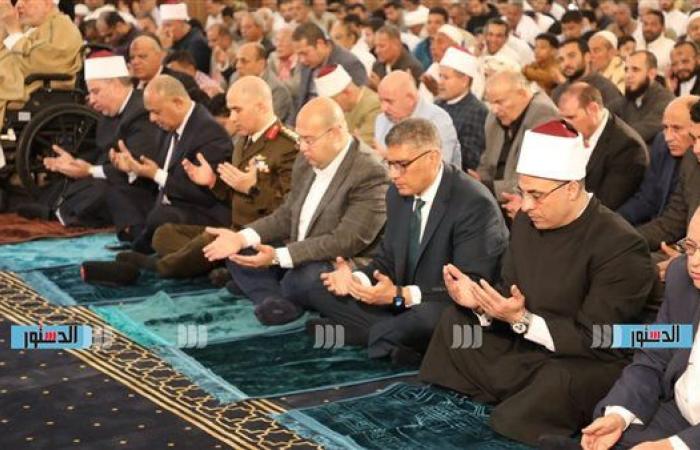 محافظ
      الجيزة
      يفتتح
      مسجد
      التقوى
      بمحور
      26
      يوليو
      بطريق
      السادس
      من
      أكتوبر