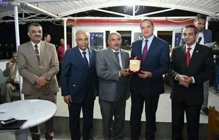 رحلة
      سامي
      جرجس
      من
      الصعيد
      إلى
      اختراع
      محطة
      توليد
      كهرباء
      وتحلية
      مياه