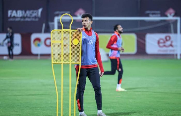 بمشاركة
      ياسر
      إبراهيم..
      الأهلي
      يعود
      للتدريبات
      استعدادا
      لمواجهة
      الاتحاد
      في
      الدوري