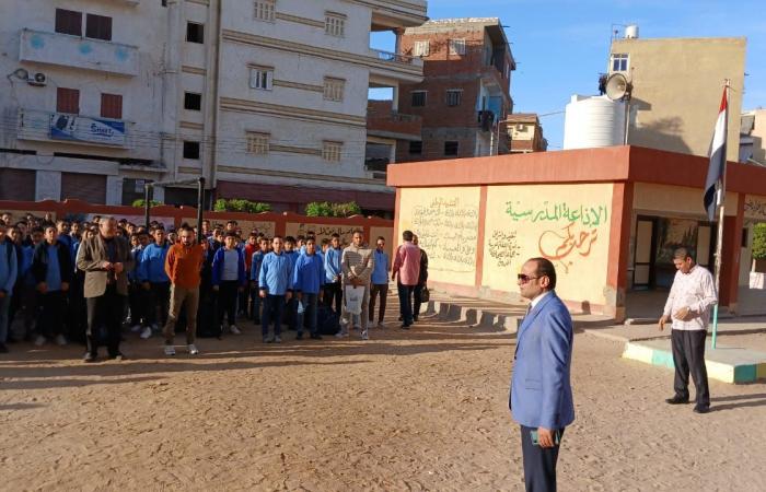 جولات
      مرورية
      على
      مدارس
      البحيرة..
      صور