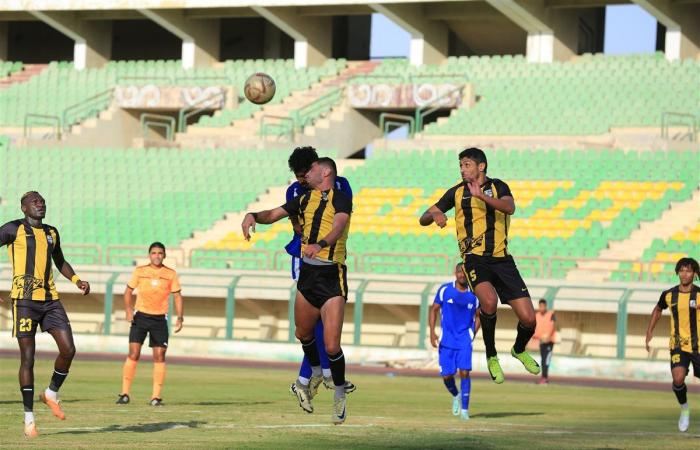 محمد
      مكي:
      أشكر
      إدارة
      المقاولون
      على
      الدعم..
      وهدفنا
      العودة
      للممتاز