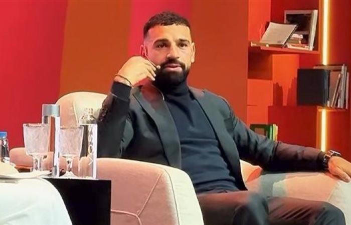 محمد
      صلاح
      يتحدث
      عن
      تأثير
      القراءة
      والثقافة
      في
      مسيرته