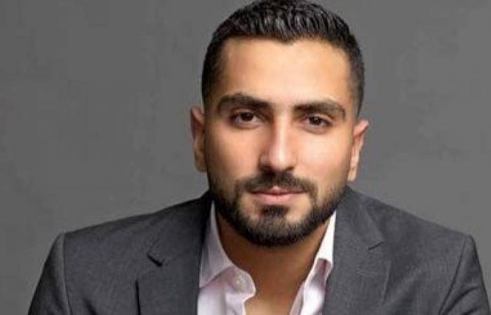 محمد
      الشرنوبي
      وأسماء
      جلال
      يجتمعان
      في
      أغنية
      حفلة
      9