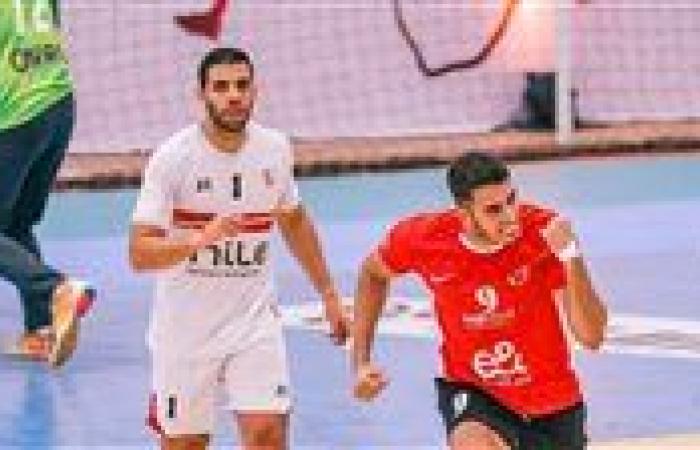 بعد
      الخسارة
      أمام
      الزمالك..
      رجال
      يد
      الأهلي
      يواجه
      هليوبوليس
      في
      بطولة
      الدوري