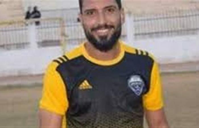 وزير
      الشباب
      والرياضة
      ينعى
      لاعب
      كفر
      الشيخ
      محمد
      شوقي