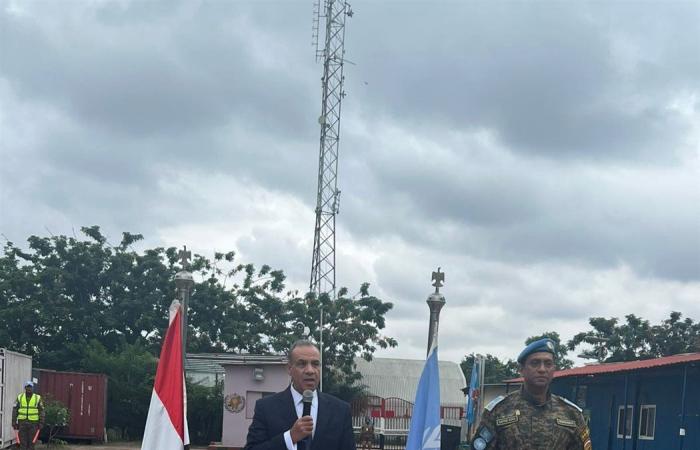 وزير
      الخارجية
      والهجرة
      يلتقي
      كتيبة
      الشرطة
      المصرية
      المشاركة
      في
      مهام
      حفظ
      السلام
      بالكونجو
      الديمقراطية