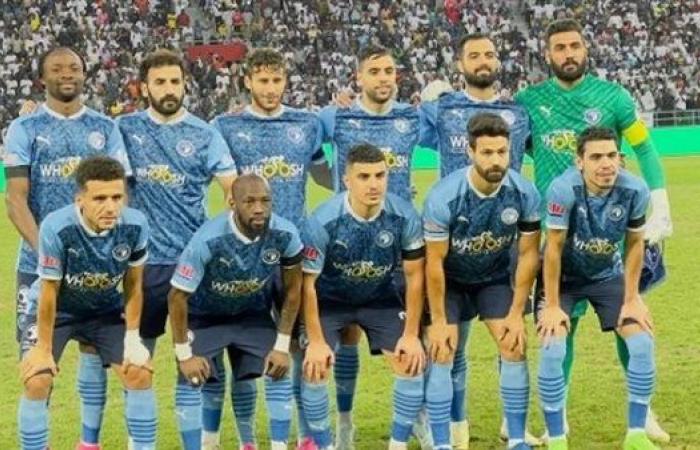 محمود
      بسيونى
      حكمًا
      لمباراة
      بيراميدز
      والبنك
      الأهلى
      فى
      الدورى