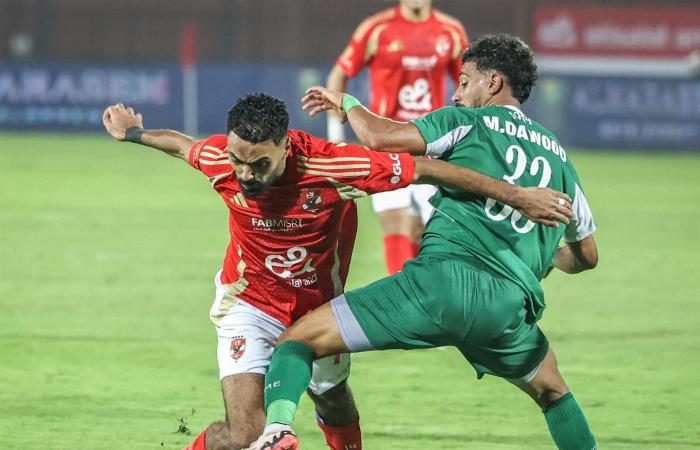 إمام
      عاشور
      يهدر
      ضربة
      جزاء..
      الأهلي
      يفشل
      في
      الوصول
      لمرمى
      الاتحاد
      السكندري
      بالشوط
      الأول