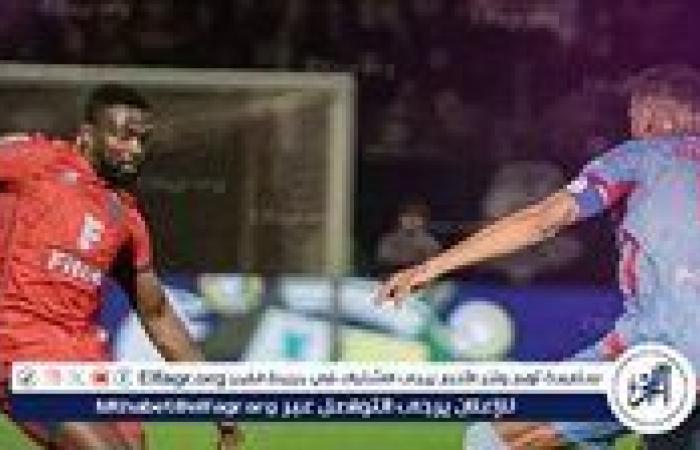 أولمبيك
      آسفي
      يهزم
      المكناسي
      بثلاثية
      في
      الدوري
      المغربي